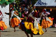 Maskentanz bei Klosterfest